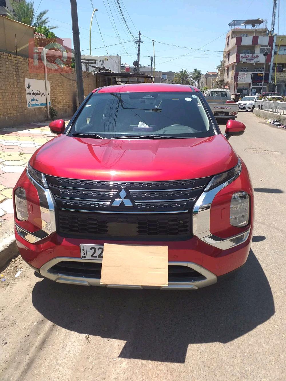 ميتسوبيشي اوتلاندر
